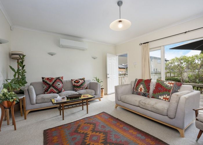  at 51E Denbigh Avenue, Mount Roskill, Auckland