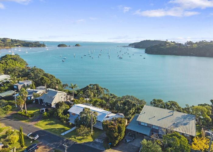  at 40 Shelly Beach Road, Surfdale, Waiheke Island, Auckland