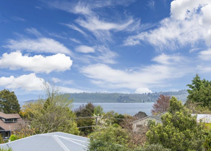  at 39 Chesham Avenue, Waipahihi, Taupo, Waikato