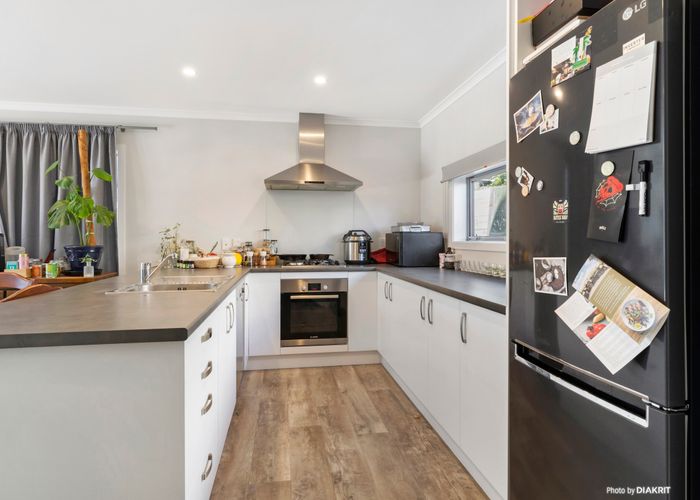  at 6/20 Glanmire Road, Newlands, Wellington