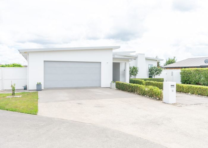  at 10 Whistler Close, Rototuna North, Hamilton