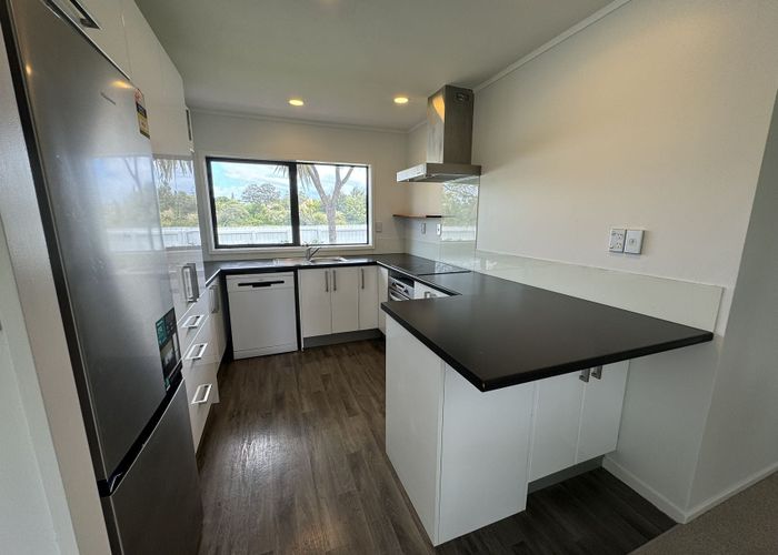  at 25 Davington Way, Burswood, Auckland
