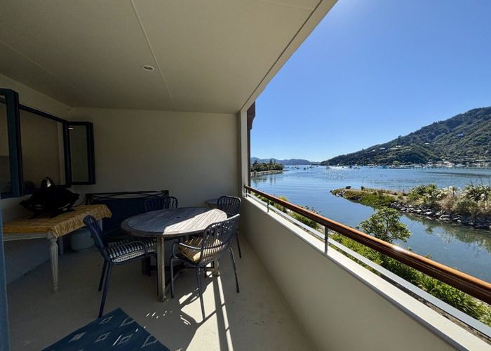  at 12/45 Beach Road, Waikawa, Picton