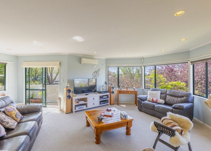  at 59 Hetley Crescent, Taradale, Napier
