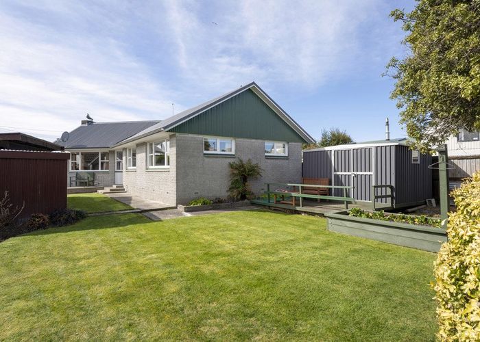  at 11 Dymock Place, Bishopdale, Christchurch