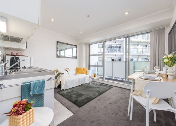  at 818/430 Queen Street, City Centre, Auckland City, Auckland