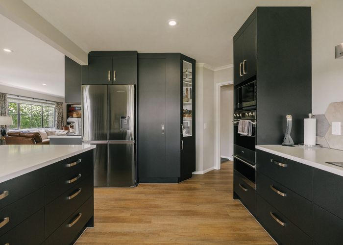  at 20 Abby Road, Fitzherbert, Palmerston North, Manawatu / Whanganui