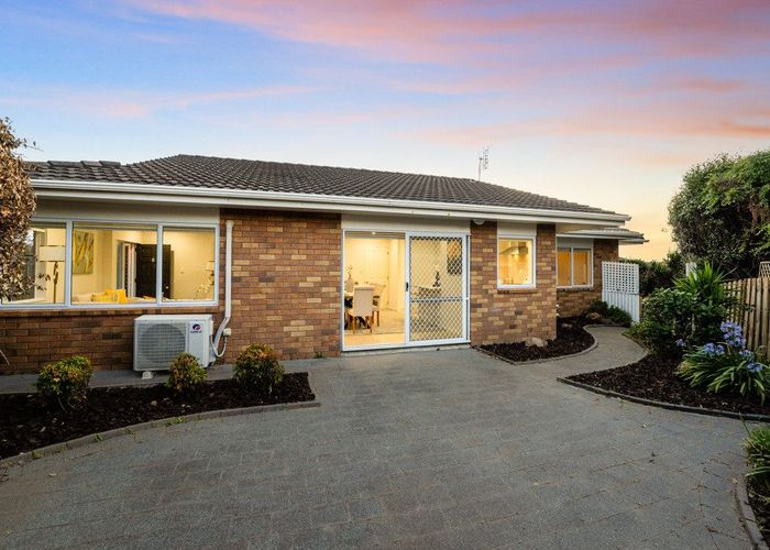  at 4/15 Edendale Road, Somerville, Manukau City, Auckland