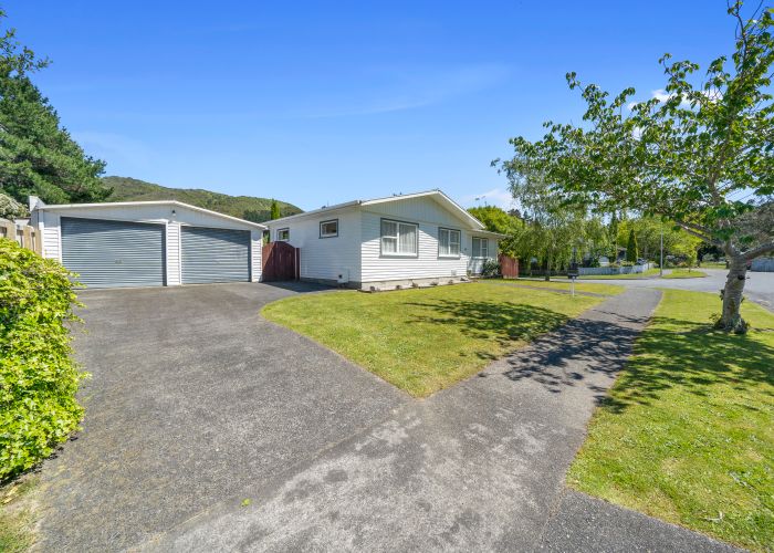  at 351 Wellington Road, Wainuiomata, Lower Hutt