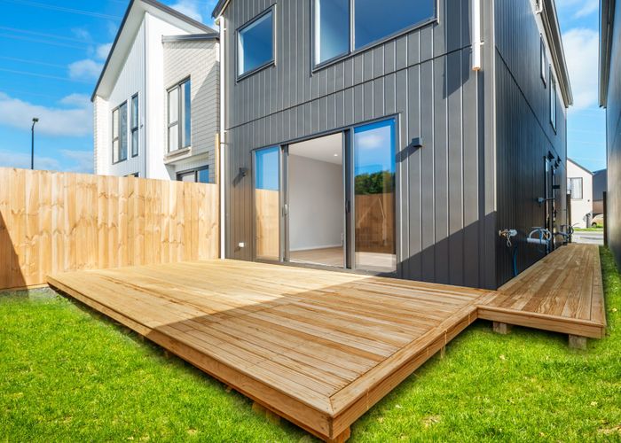  at 4 Paretao Street, Massey, Waitakere City, Auckland