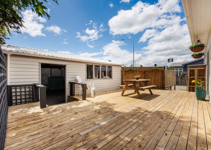  at 996 Tremaine Avenue, Roslyn, Palmerston North