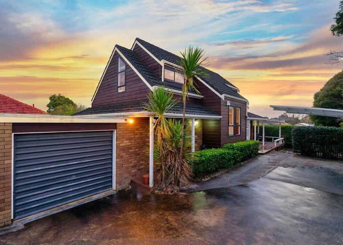  at 2/1255 Dominion Road Extension, Mount Roskill, Auckland City, Auckland