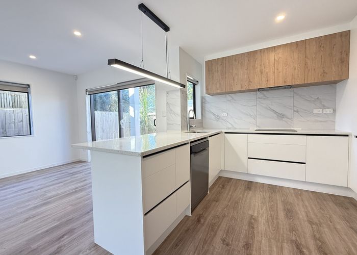  at 30D Durham St, Te Atatu Peninsula, Waitakere City, Auckland
