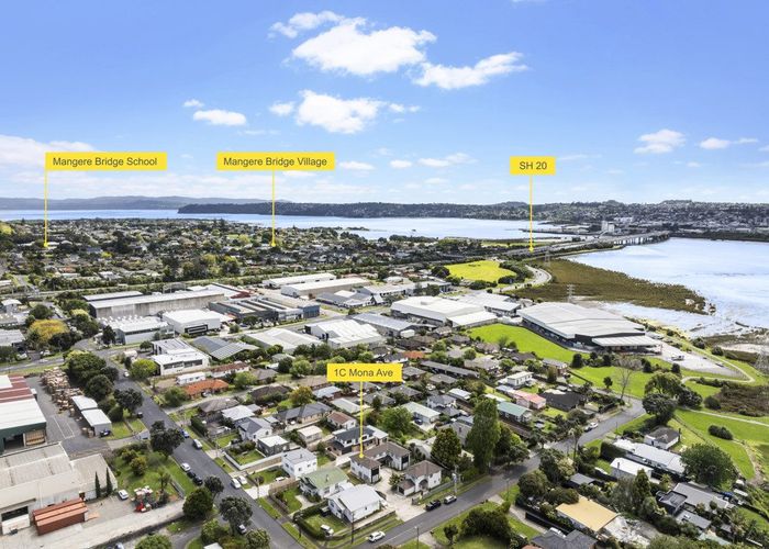  at 1C Mona Avenue, Mangere Bridge, Auckland