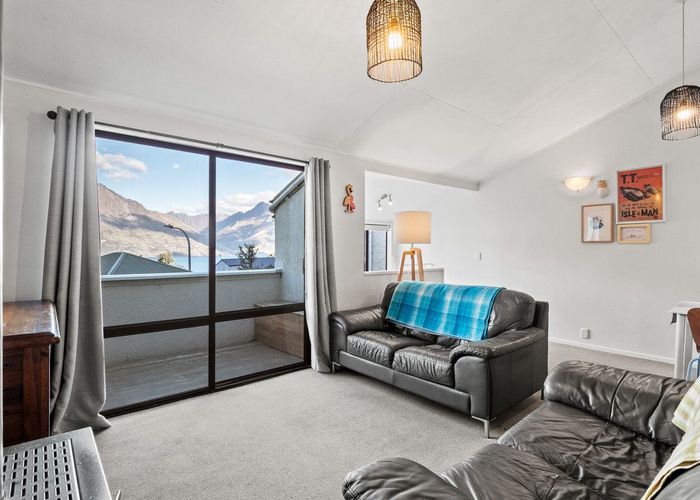  at 5B Wye Place, Fernhill, Queenstown-Lakes, Otago
