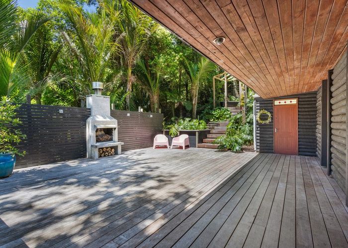  at 24 Mahoe Road, Titirangi, Waitakere City, Auckland