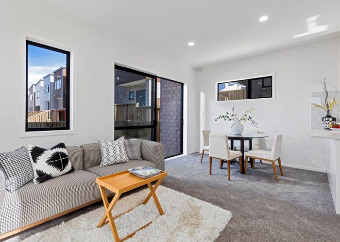  at 140B Tiriwa Drive, Massey, Waitakere City, Auckland