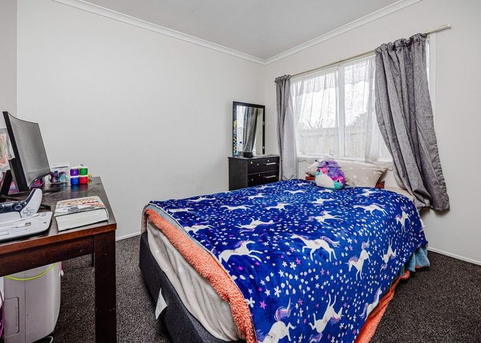  at 1/20 Solveig Place, Randwick Park, Manukau City, Auckland