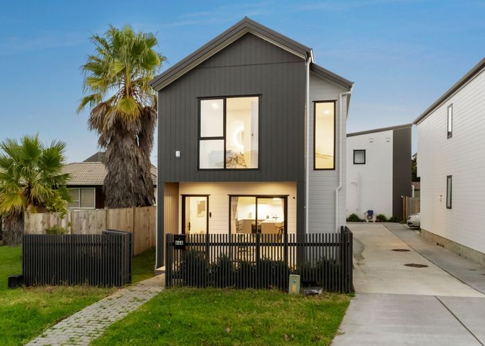  at 64A Rosewarne Crescent, Glendene, Waitakere City, Auckland