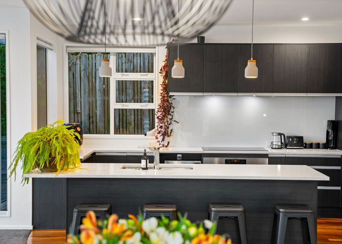  at 11 Landvale Court, Browns Bay, Auckland
