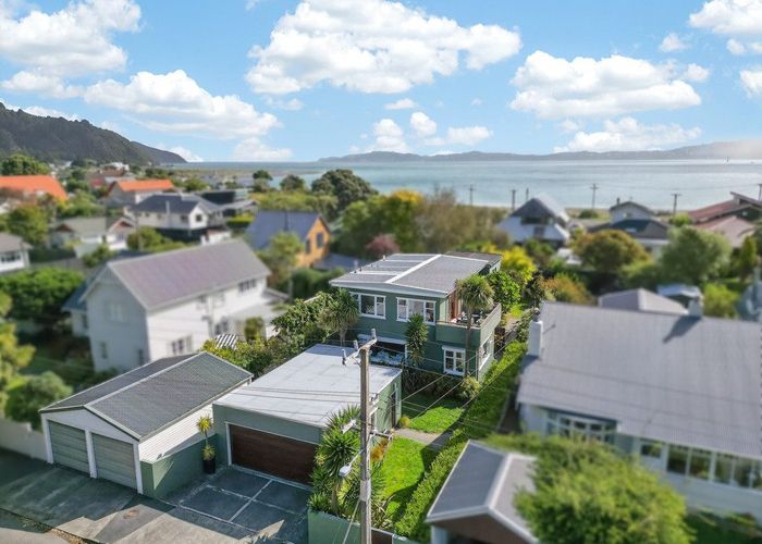  at 118 Oroua Street, Eastbourne, Lower Hutt, Wellington