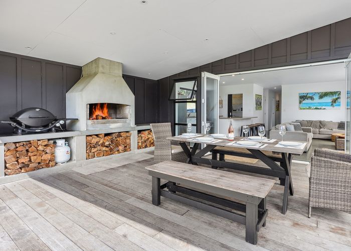  at 90 Spioenkop Road, Kaiwaka