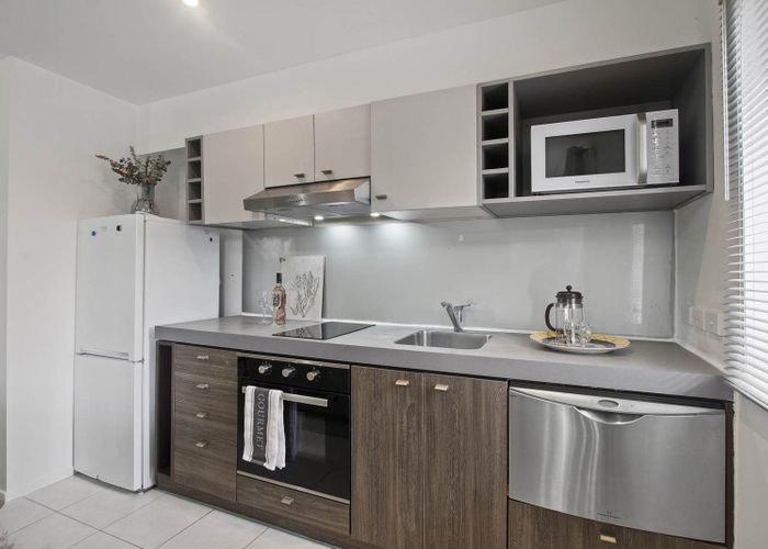  at 76A/21 Hunters Park Drive, Three Kings, Auckland City, Auckland