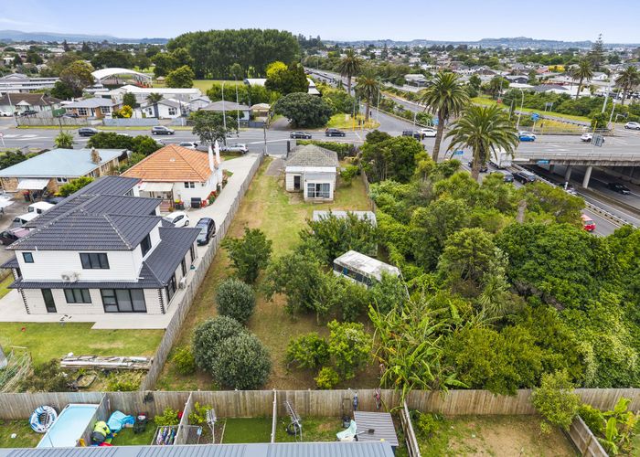  at 502 Massey Road, Mangere, Manukau City, Auckland