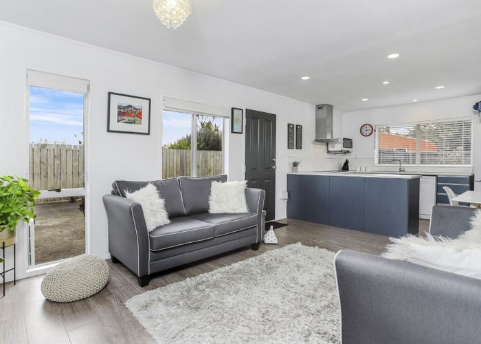  at 1/6 Bingara Place, Favona, Manukau City, Auckland