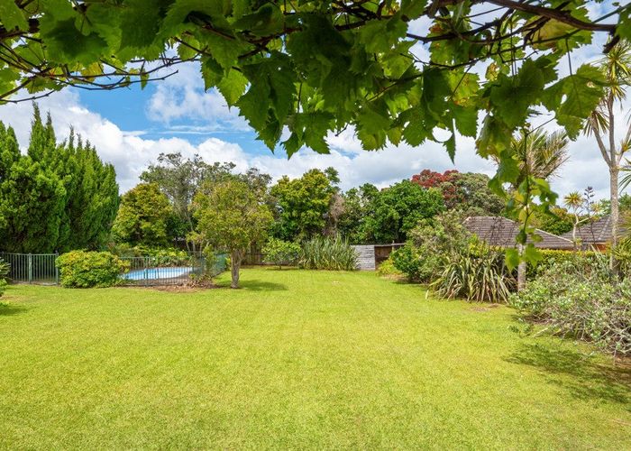  at 5 First Avenue, Stanley Bay, North Shore City, Auckland