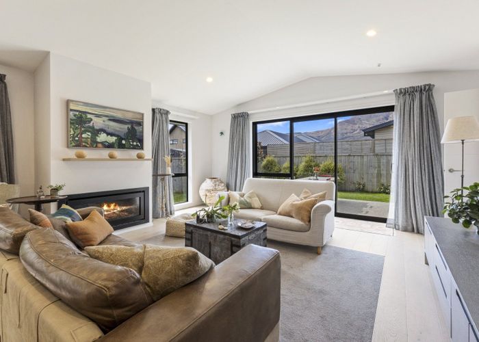  at 4 Ward Street, Jacks Point, Queenstown-Lakes, Otago