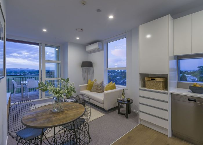  at 302/26c Racecourse Parade, Avondale, Auckland City, Auckland