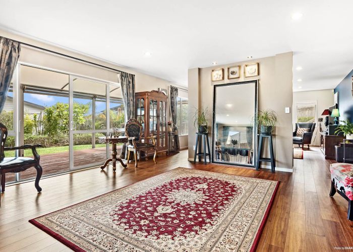  at 17 Wye Oak Drive, Schnapper Rock, Auckland