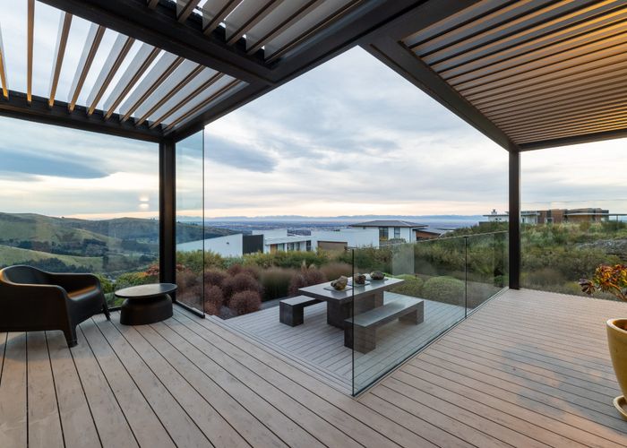  at 9 Parkridge Place, Mount Pleasant, Christchurch City, Canterbury