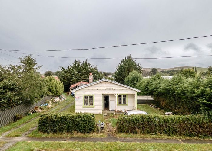  at 18 Annan Street, Nightcaps, Southland, Southland