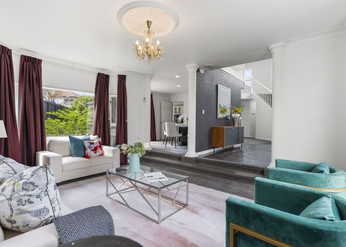  at 9 Nathan Close, Somerville, Manukau City, Auckland