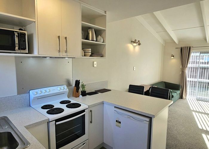  at 4/17 Brake Street, Upper Riccarton, Christchurch City, Canterbury