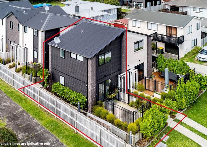  at 2/45 Vera Road, Te Atatu South, Waitakere City, Auckland