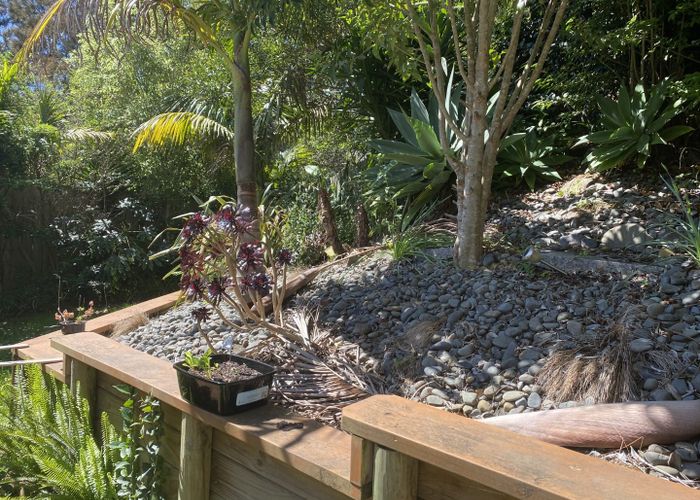  at 2/28 Morton Avenue, Forrest Hill, Auckland