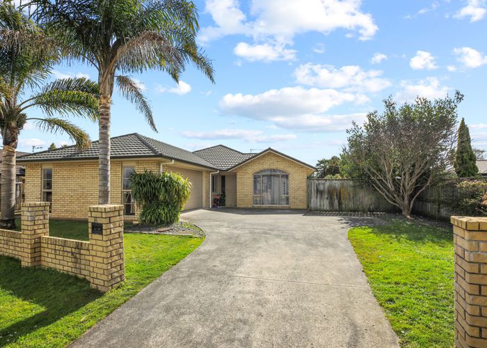  at 4 Shiraz Place, Rototuna, Hamilton, Waikato
