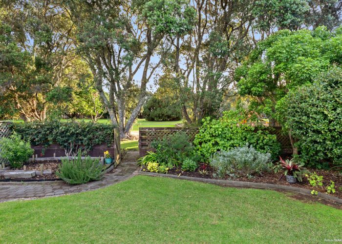 Free property data for 2/10 Elizabeth Street, Orewa, Orewa homes.co.nz