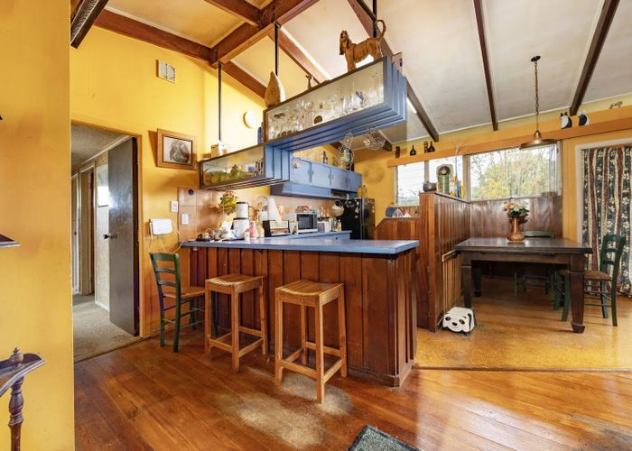  at 31 Taipari Road, Te Atatu Peninsula, Waitakere City, Auckland