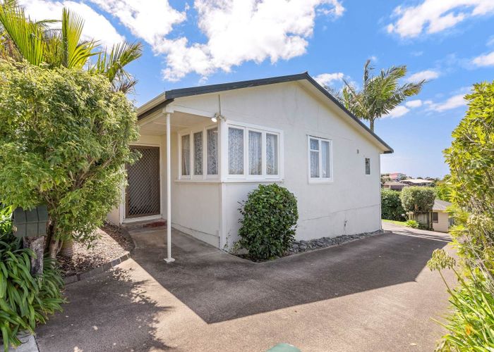  at 899 East Coast Road, Torbay, North Shore City, Auckland