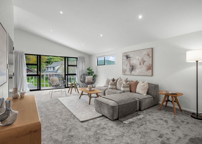  at 11 Pioneer Grove, Silverstream, Upper Hutt, Wellington
