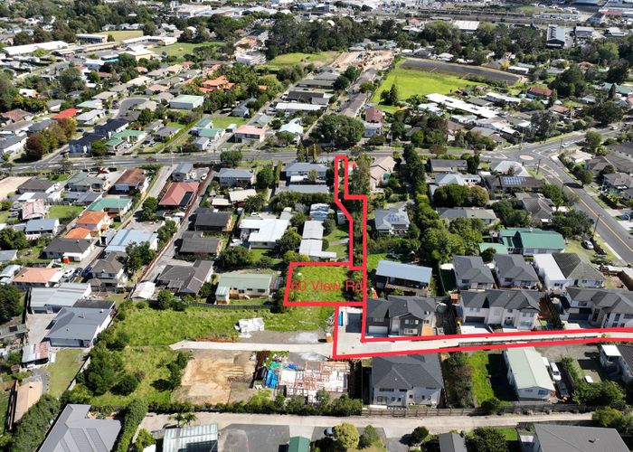  at 60 View Road, Henderson, Auckland