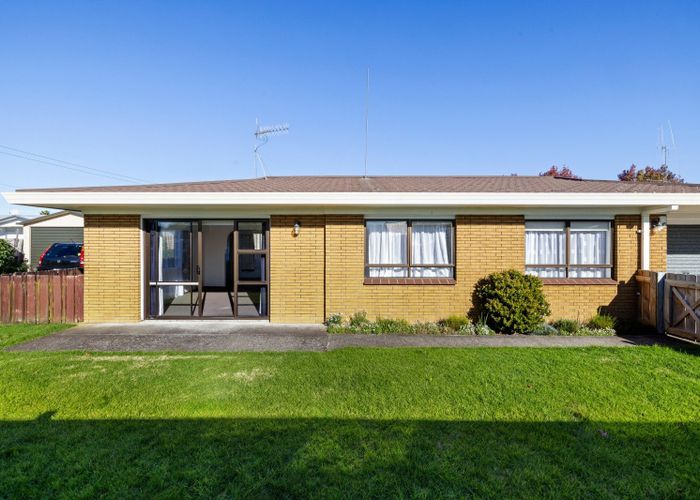  at 90A Cook Street, Hamilton East, Hamilton
