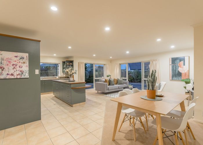  at 17 Quadrant Heights, Paraparaumu