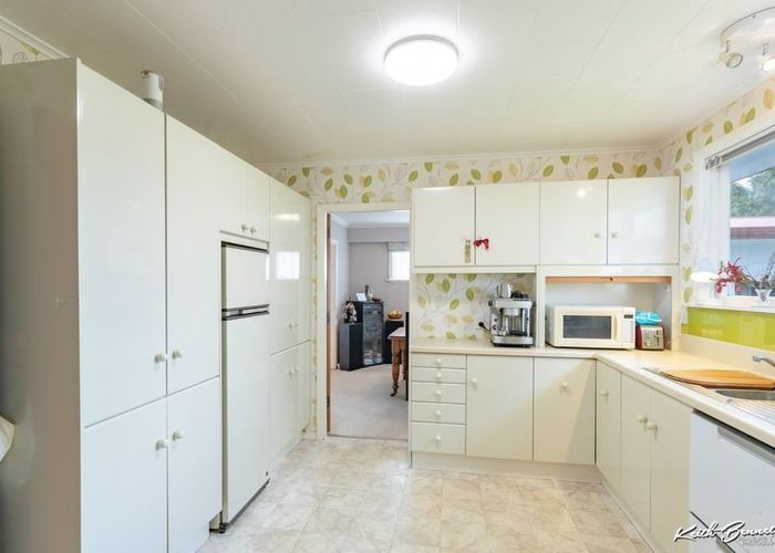  at 64 Holdsworth Avenue, Trentham, Upper Hutt