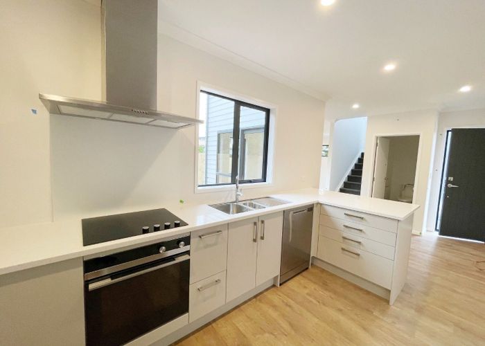  at 24B Kawiti Ave, Point England, Auckland City, Auckland