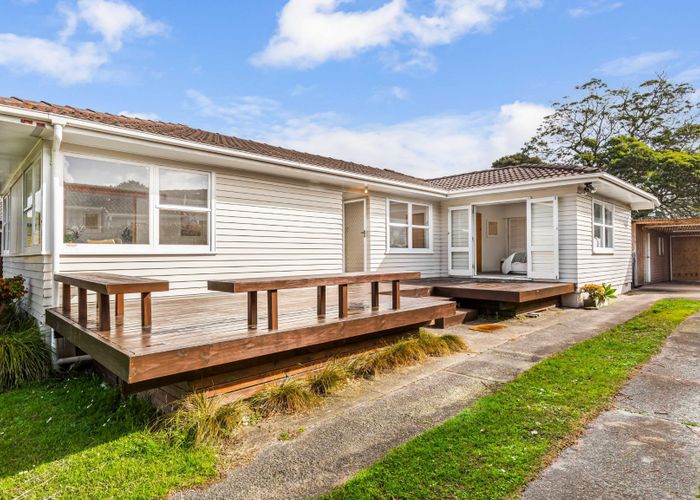  at 54 Daytona Road, Henderson, Auckland